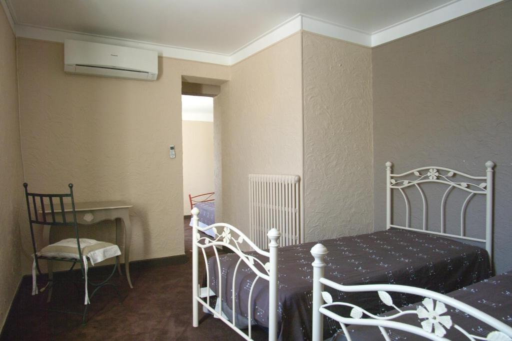 Hotel Du Cheval Blanc Saint-Rémy-de-Provence Eksteriør billede